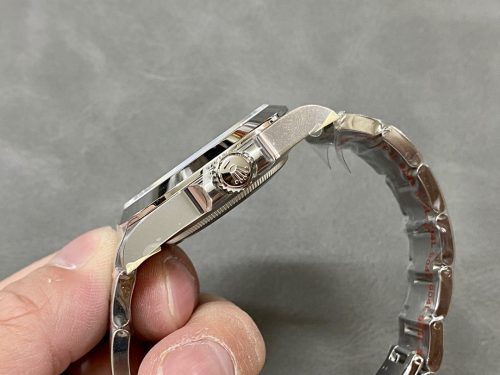 Top Quality Rolex Air King 126900 0001 Oyster Stainless Steel 40mm Mens Replica Watch - Image 2