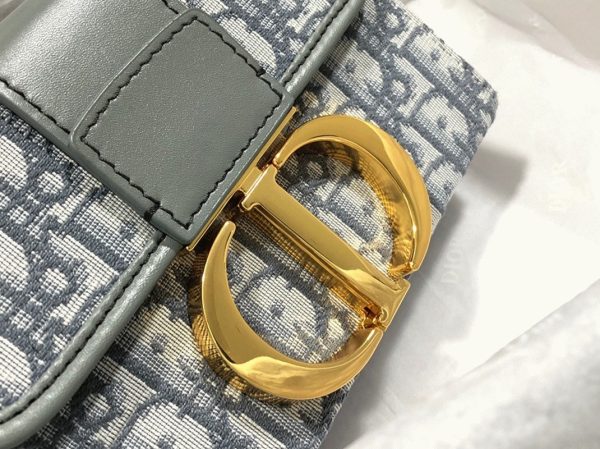 Dior 30 Montaigne Box Bag Fake in Gray Dior Oblique Jacquard - Image 3