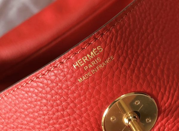 Designer replica Hermes Lindy 30cm bag in red shade - Image 4