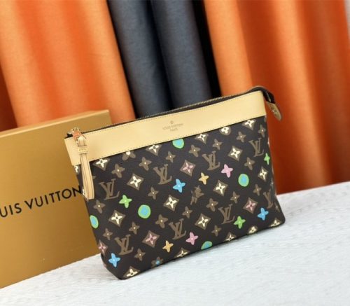 Louis Vuitton Monogram Craggy Voyage Souple Pochette In Chocolate - Image 2