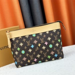 Louis Vuitton Monogram Craggy Voyage Souple Pochette In Chocolate