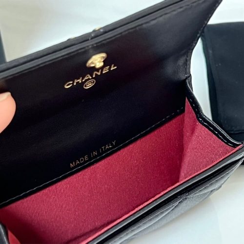 Chanel 19 flap card holder - Image 4