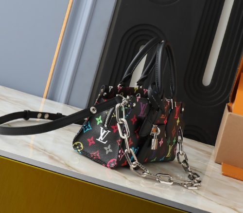 X TM Multicolored Onthego East West Chain In Black - Image 4