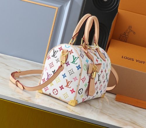 X TM Multicolored Speedy Bandouliere 25 In White - Image 4