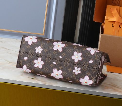 X TM Monogram Canvas Onthego MM With Cherry Blossom - Image 4