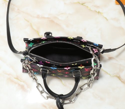 X TM Multicolored Onthego East West Chain In Black - Image 5