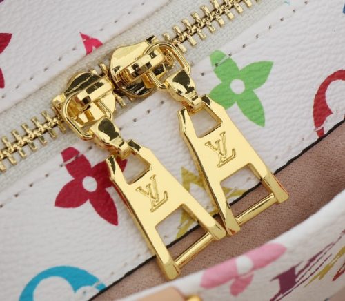 X TM Multicolored Onthego East West Chain In White - Image 7